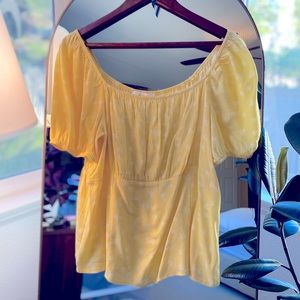Elodie yellow puff sleeve ruched bodice top, NWT